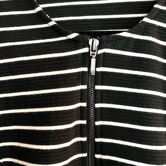 APT 9 Black & White Striped Ribbed Jacket Size M Petite - Picture 2 of 12